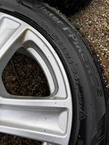 ДИСКИ + ЗИМНИЕ ШИНЫ 5x114,3 205/55 R16 (3 фото из 9)
