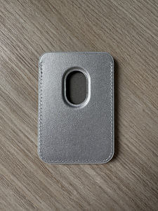 iPhone Wallet with MagSafe, Silver (4 foto / 4)