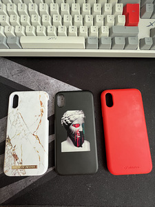 iPHONE XR 64GB (3 foto / 3)