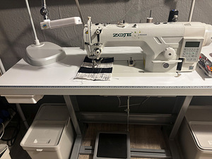 Tööstuslik õmblusmasin ZOJE ZJ9000D (2 foto / 2)