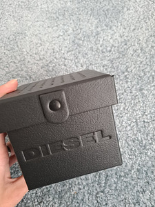 Diesel часы (4 фото из 4)