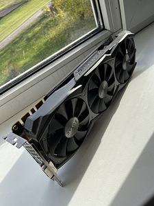 GeForce® GTX 980 AMP! Omega Core (1 foto / 3)