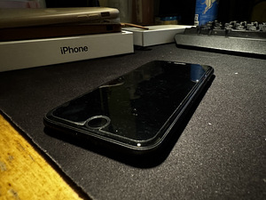 iPhone SE 2020 (2 фото из 5)