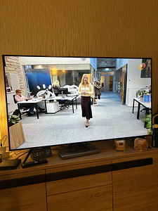 Samsung 55” UHD Crystal 4K (1 фото из 1)