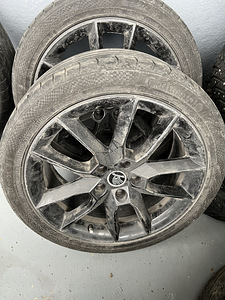 Skoda Octavia RS originaalveljed R18+ suverehvid (3 foto / 6)