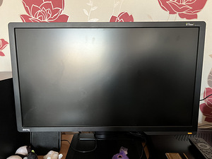 Benq XL2411 144hz (1 foto / 2)