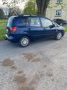 Toyota (2 foto / 3)