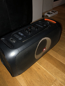 Jbl Partybox On The Go (2 foto / 4)
