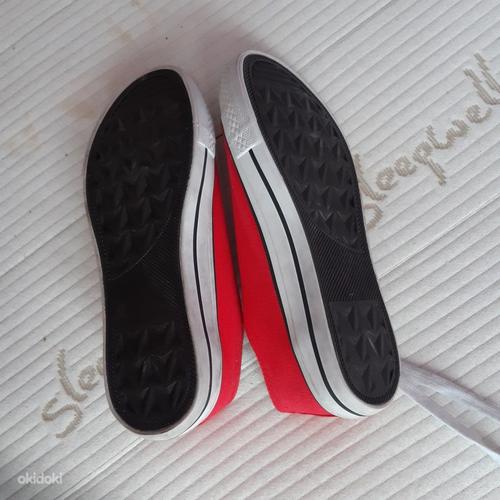 Красные кроссовки 37 размер для девочки (фото #3)