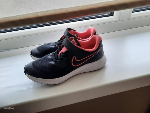 Uued Nike kaubamärgiga kingad poisile ja tüdrukule (foto #1)