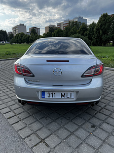 Mazda 6 2.0 108kW (2 foto / 8)