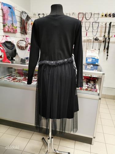 Чёрное модное платье (фото #6)
