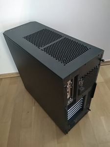 Intel I5-6402P/B150M/8GB RAM/SSD 250GB/Radeon RX 470 8GB (3 foto / 10)