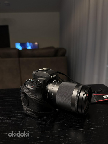Canon EOS M50 Mark II + EF-M 15-45 mm + 55-200 mm, black (foto #1)