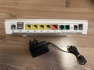 Ruuter Inteno Broadband Technology AB DG200A (3 foto / 4)