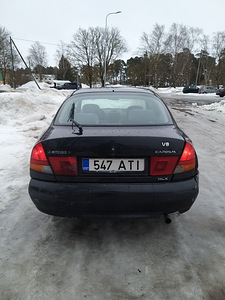Mitsubishi Carisma 1.6 (8 foto / 11)