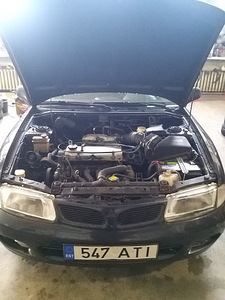 Mitsubishi Carisma 1.6 (10 foto / 11)
