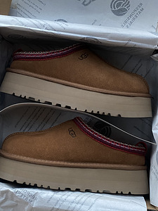 Ugg новые 38 (3 фото из 5)