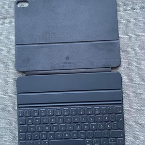 iPad Pro Smart Keyboard Folio (2018, A2038)