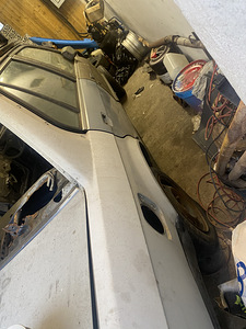 Продается BMW E30 Седан (2 фото из 5)