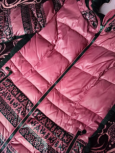Куртка женская (3 фото из 3)