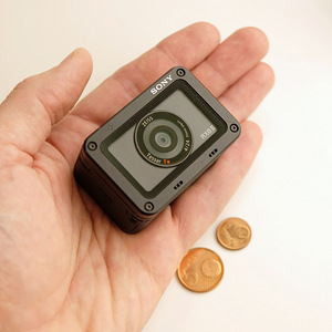 Sony Cyber-shot DSC-RX0ii Mark2 4K with ZEISS® Tessar T*24mm (4 foto / 10)