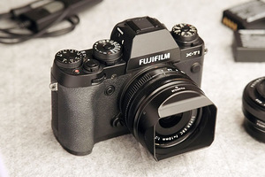 Komplekt Fujifilm X-T1 + XF 18mm f/2 R + XF 27mm f/2.8 (1 foto / 10)