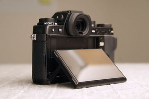 Komplekt Fujifilm X-T1 + XF 18mm f/2 R + XF 27mm f/2.8 (7 foto / 10)