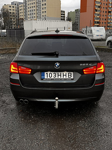 BMW F11 525 D 2012 (5 foto / 15)