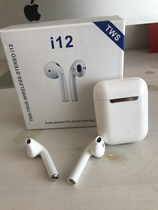 Juhtmevabad bluetooth kõrvaklapid - airpodside koopia (3 foto / 3)