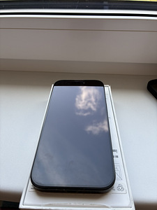 iPhone 16 Pro 128GB Black Titanium (5 foto / 6)