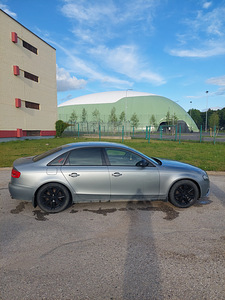 Audi a4 b8 2.7TDI (2 foto / 10)