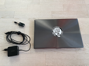 Продам ноутбук ASUS ZenBook. (2 фото из 4)