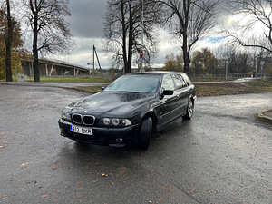 BMW 525d 120kw 2001 (1 foto / 11)