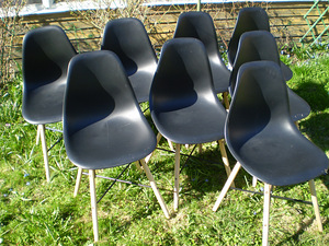 Восемь стульев