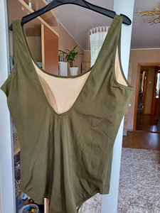 Новый купальник 50 (2 фото из 4)