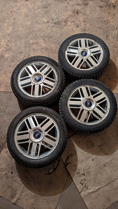 Диски original + шины зима, Ford Focus 2 (1 фото из 3)