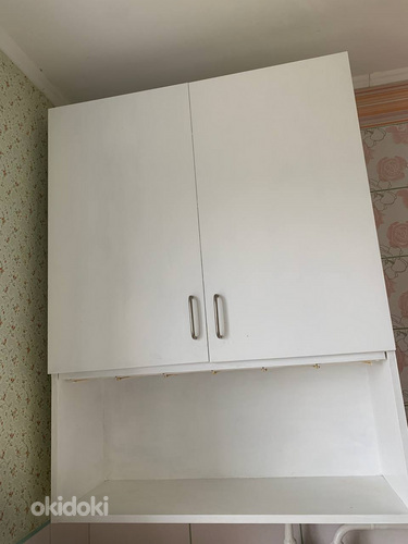 Навесной кухонный шкафчик (фото #3)