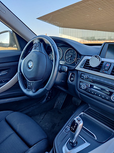 BMW 320 GT Гран Туризмо 2016 (14 фото из 15)