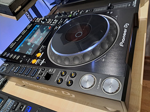 Pioneer DJ CDJ-2000NXS2 (4 foto / 6)