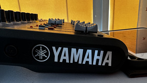 Yamaha MG12XU mikserpult (3 foto / 3)