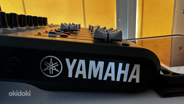 Yamaha MG12XU микшерский пульт (фото #3)