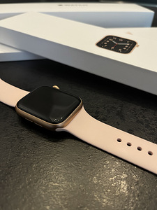 Apple Watch SE 44mm + LTE (4 foto / 4)