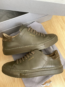 AXEL ARIGATO Sneakers (1 foto / 8)