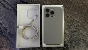 iPhone 15 Pro 512GB Natural Titanium (2 foto / 5)