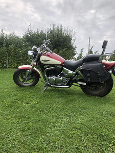 Suzuki VZ800 Marauder 1999 (2 foto / 4)