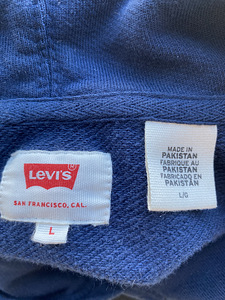 Kapuuts/levi’s dressipluus (3 foto / 3)