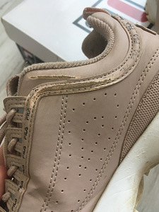 Оригинальные кроссовки FILA (3 фото из 6)