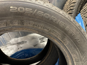 Talverehvid 205/60 R16 (3 foto / 5)