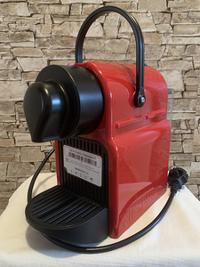 Nespresso Krups Inissia kapslikohvimasin (1 foto / 10)